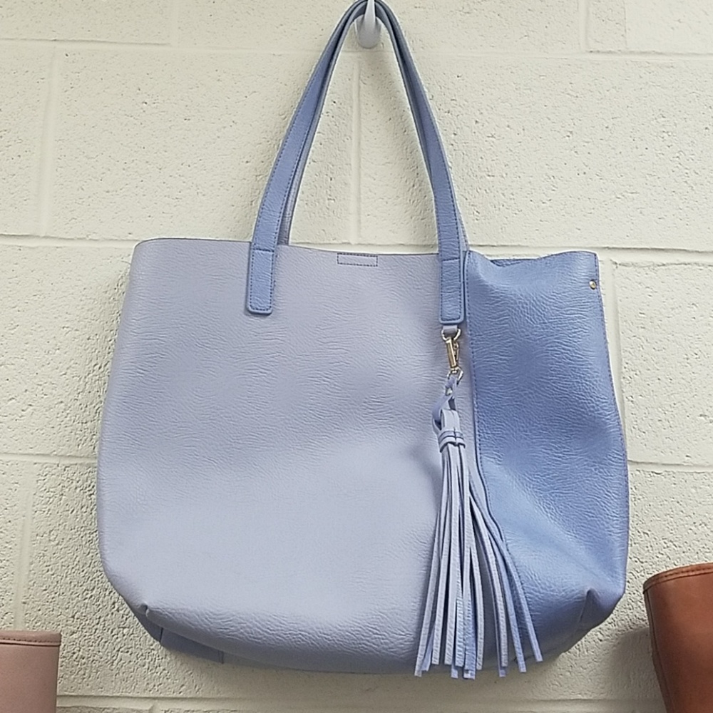 Tassle tote
